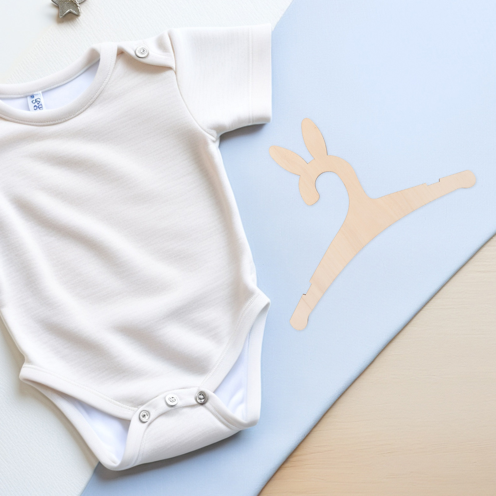 Drewniane wieszaki na ubranka  – Baby Clothes recenzja i cena